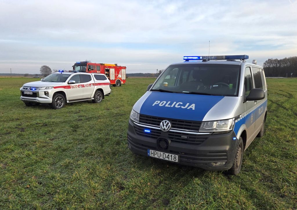 wypadek, wywrócony ciągnik, śmierć traktorzysty, przygniecenie