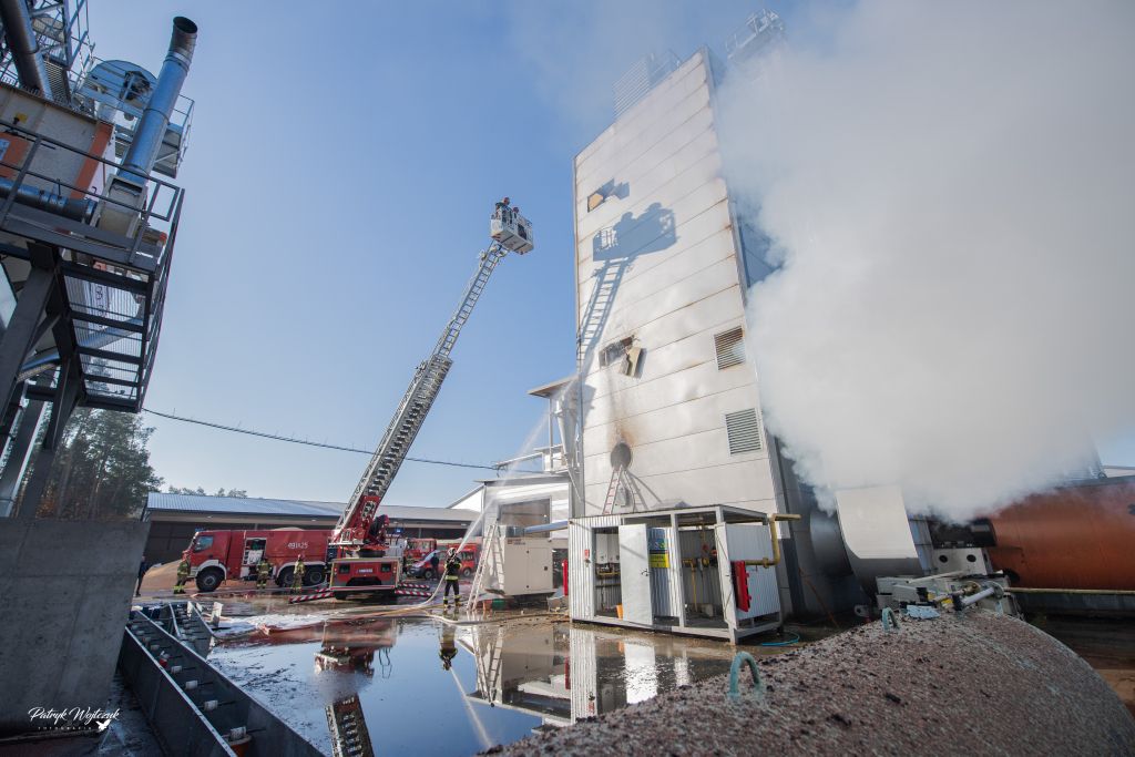 pożar, suszarnia, kukurydza, straty
