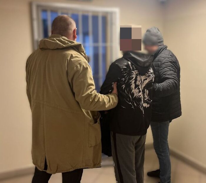 policja, obora, gospodarstwo, poszukiwany