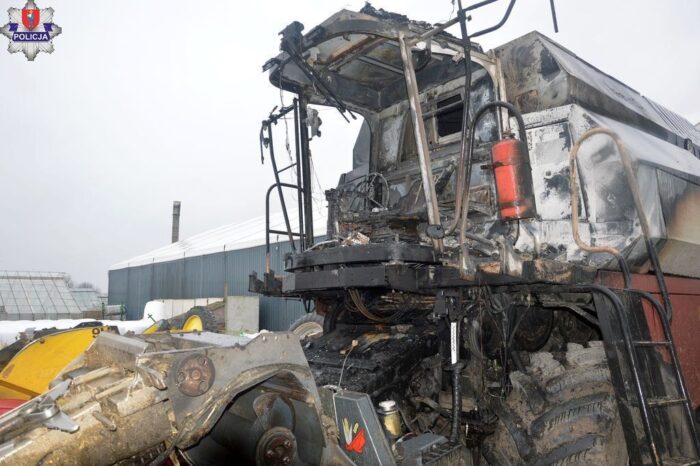 pożar, kombajn, ciężarówki, ciągniki