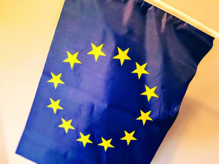 flaga UE, umowa UE-mercosur podpisana