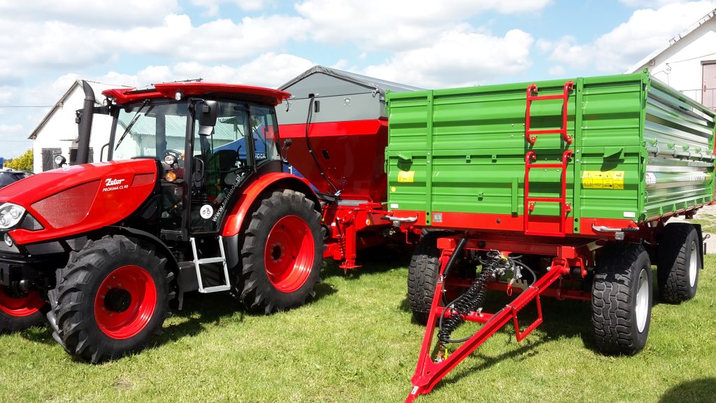 rynek ciągników i przyczep marzec 2026, ciągniki, przyczepy, pojazdy rolnicze