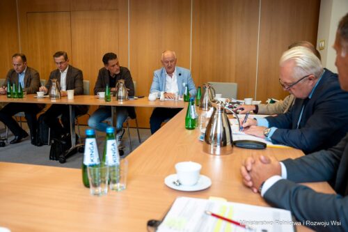 niemieckie znakowanie mięsa, Niemcy, MRiRW, Jacek Czerniak, eksport żywności, dobrostan zwierząt, UE, polscy producenci, branża mięsna, etykietowanie żywności