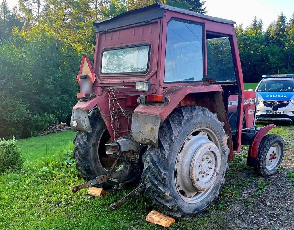 nietrzeźwy traktorzysta, kradzież traktora