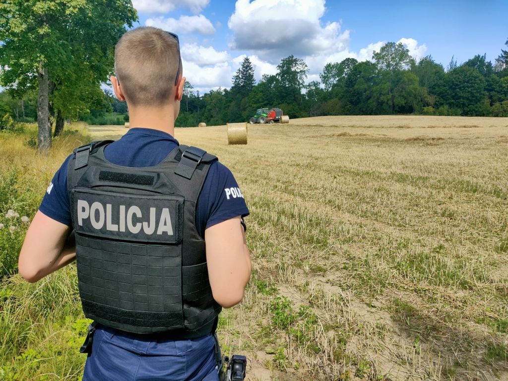 wypadki przy zbiorach, policja na polu