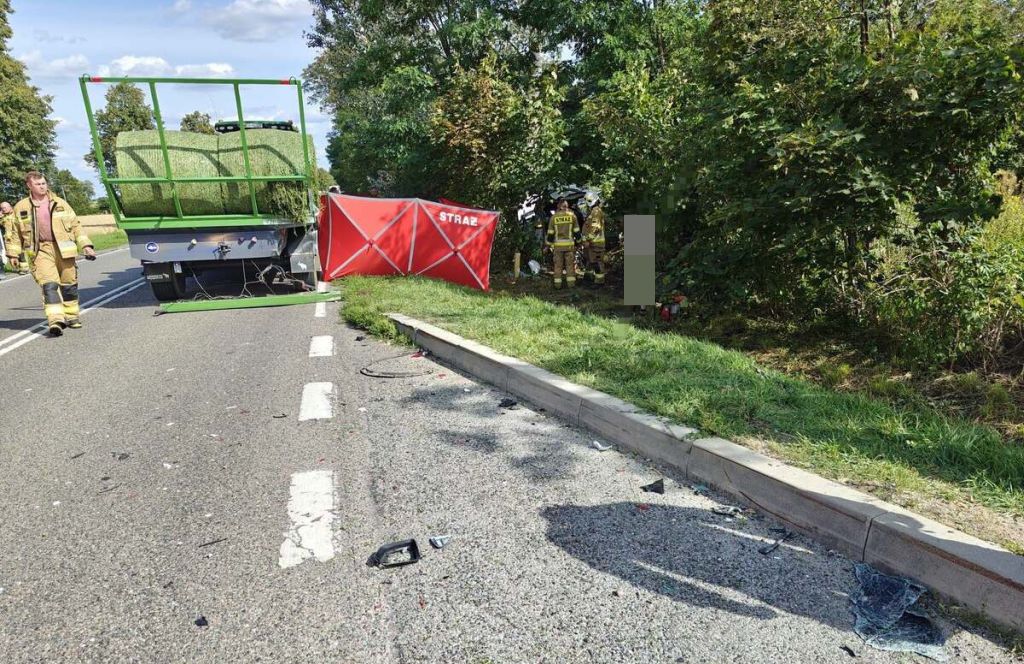 udzerzenie w przyczepę, wypadek drogowy